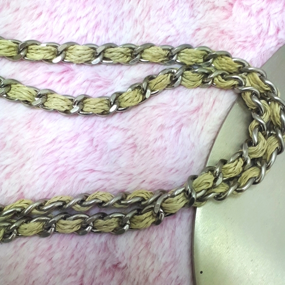 GAP Woven Mini Shoulder Bag - Picture 3 of 5